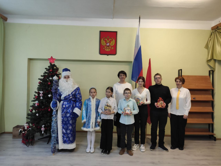 ТОРЖЕСТВЕННАЯ ЛИНЕЙКА.